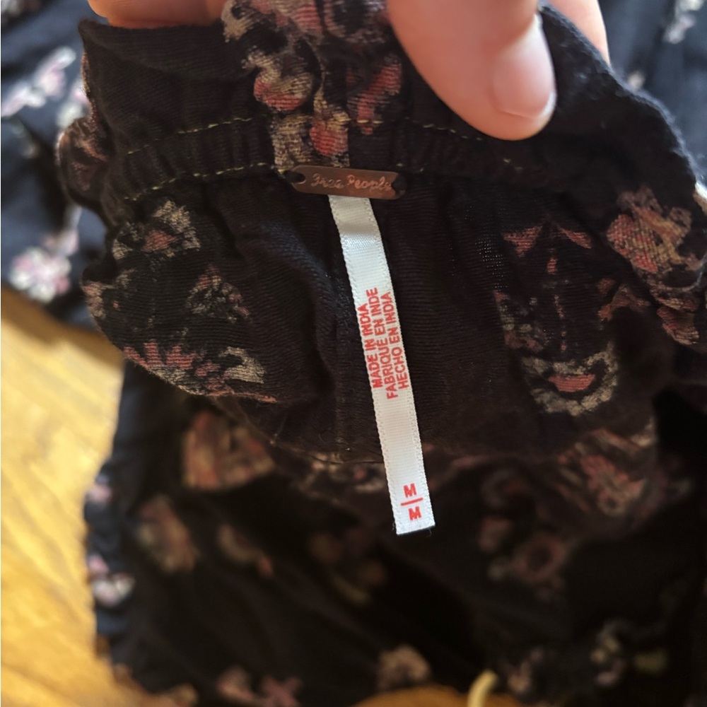 Free People Set Size M - Picture 4 of 4